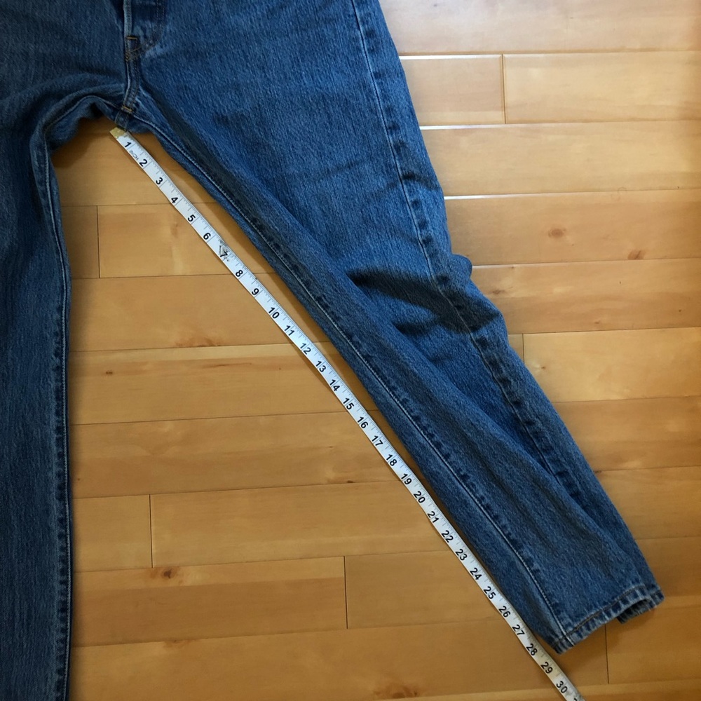 SOLD LEVI'S 501 Button Fly Straight Leg Jeans - Picture 7 of 9